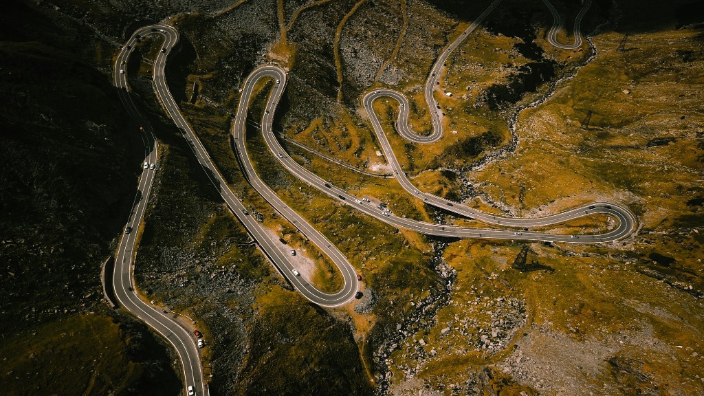 Altus Trail Vault outdoor run route map with pace distance elevation and PR tracking